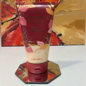 NEW. Bath & Body Works Pinkberry Clouds Body Scrub